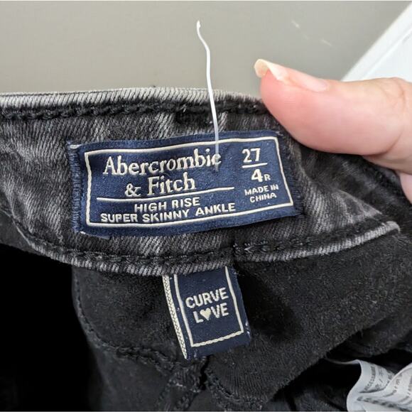 Abercrombie and Fitch High rise super skinny ankle jeans - Picture 4 of 4